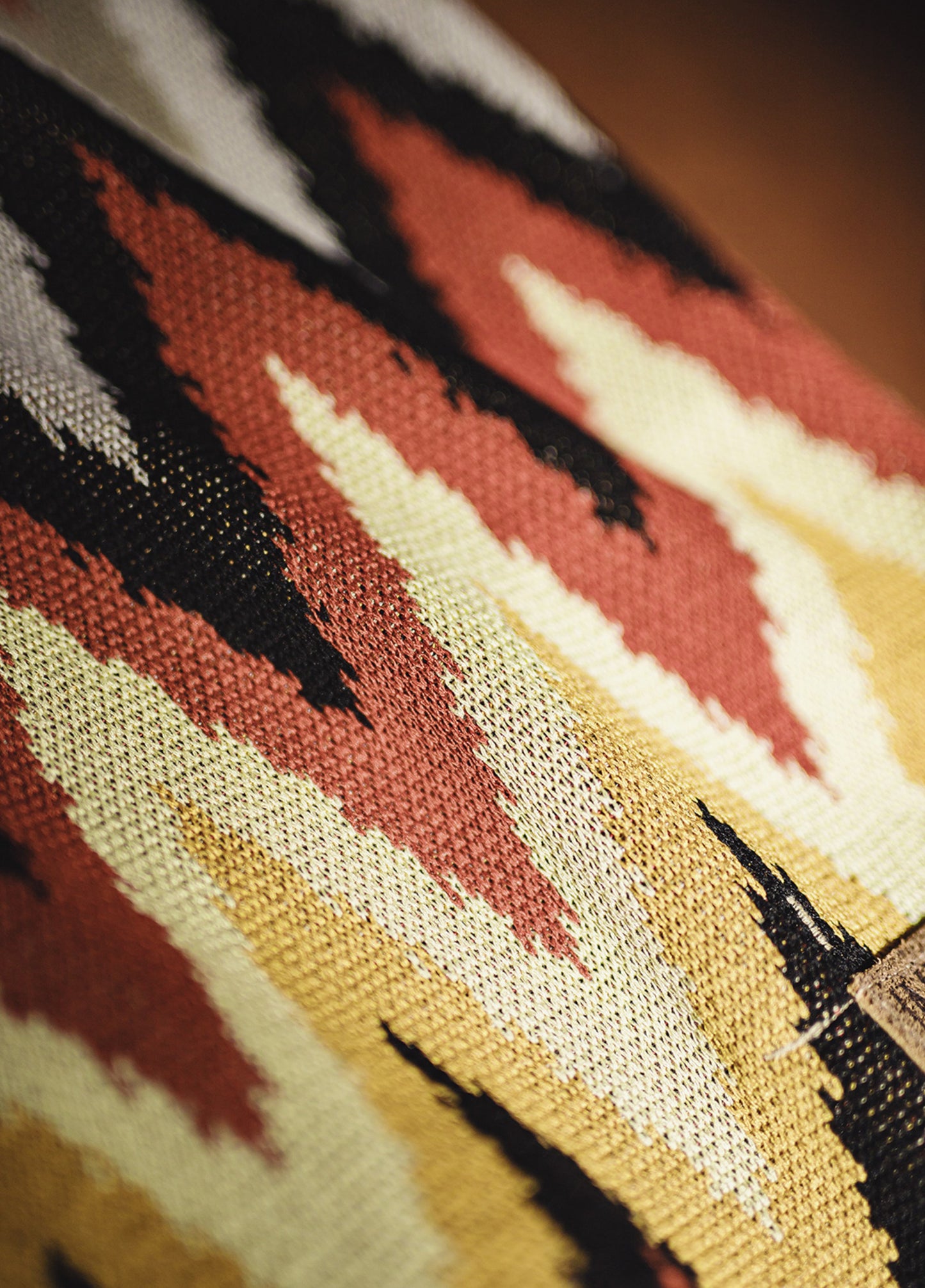 American Retro Navajo Flower Hawaiian Heavy Drape Beach Men's Shorts - Harmony Gallery