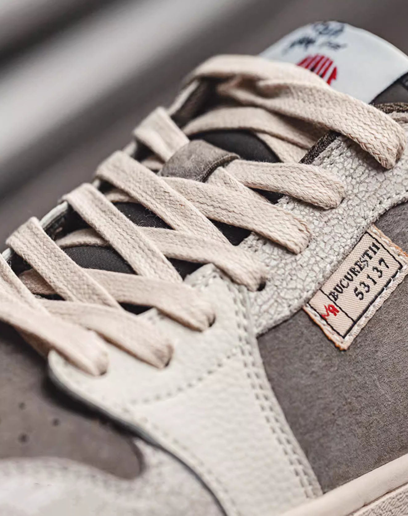 American Retro Smiley Face Versatile Sports Men's Casual Shoes - Harmony Gallery