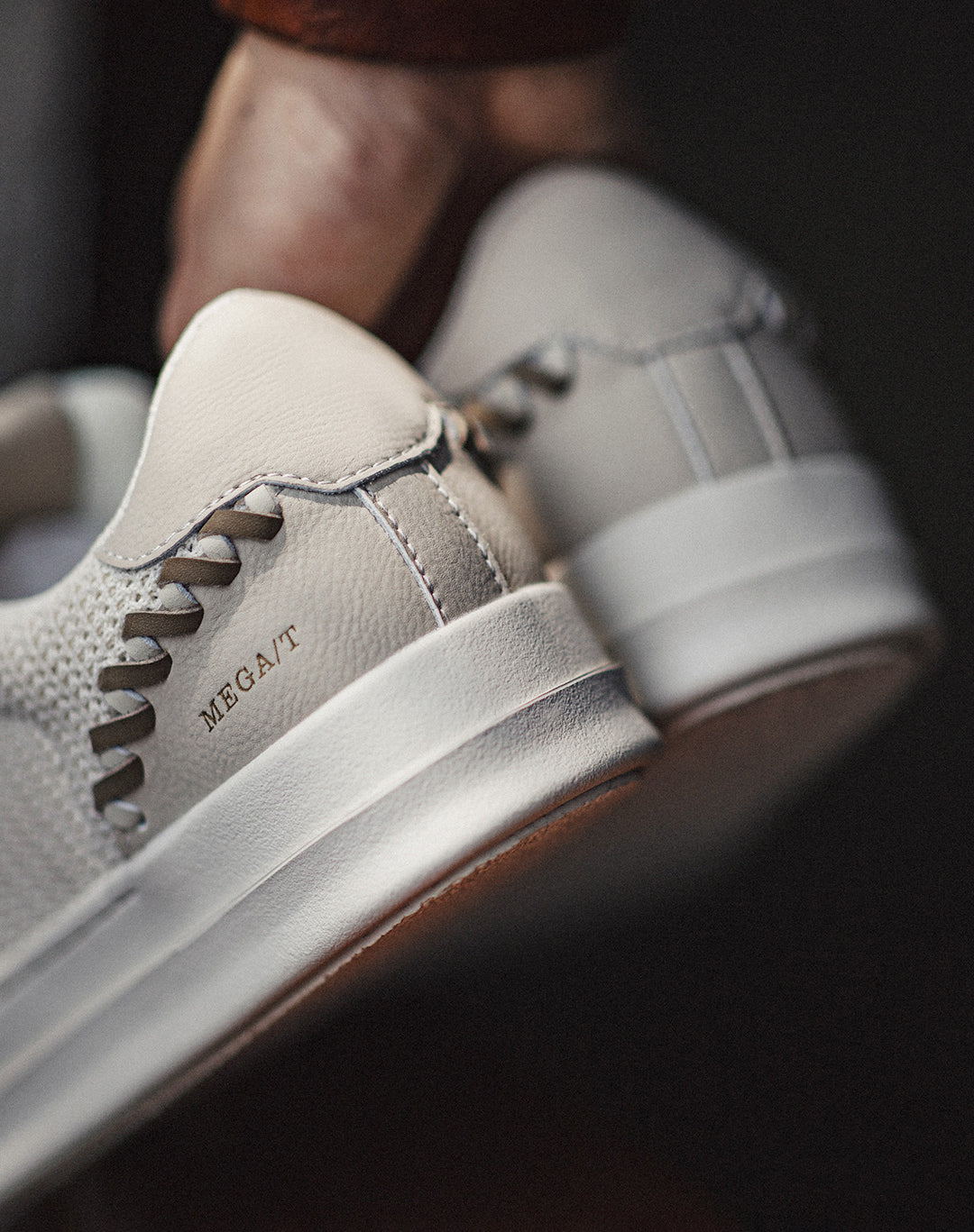 American Retro Low-Top Thin Mesh Breathable Lightweight Men's Casual Shoes - Harmony Gallery