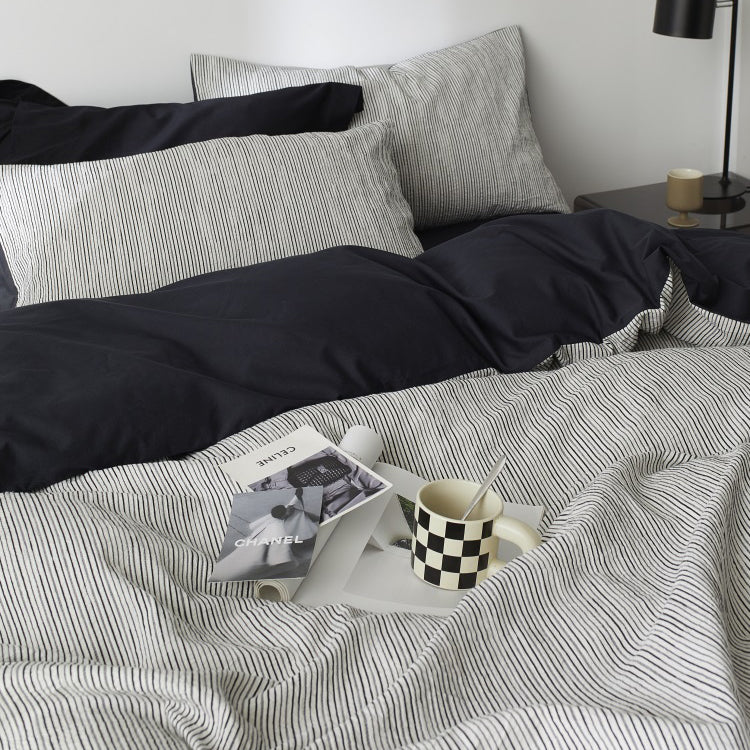 Premium Black and White Striped Textured Bedding Pure Cotton Four-Piece Bed Set