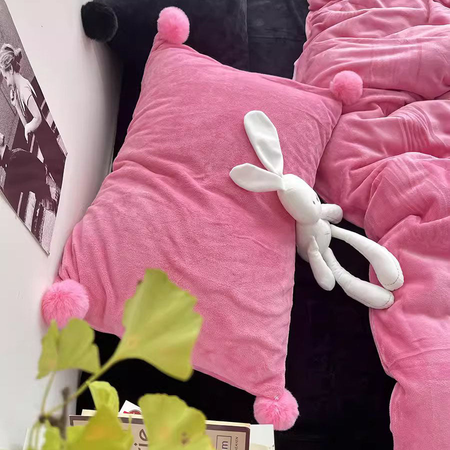 Contrast Color Retro Milk Velvet Four-piece Thickened Warm Bed Set - Harmony Gallery