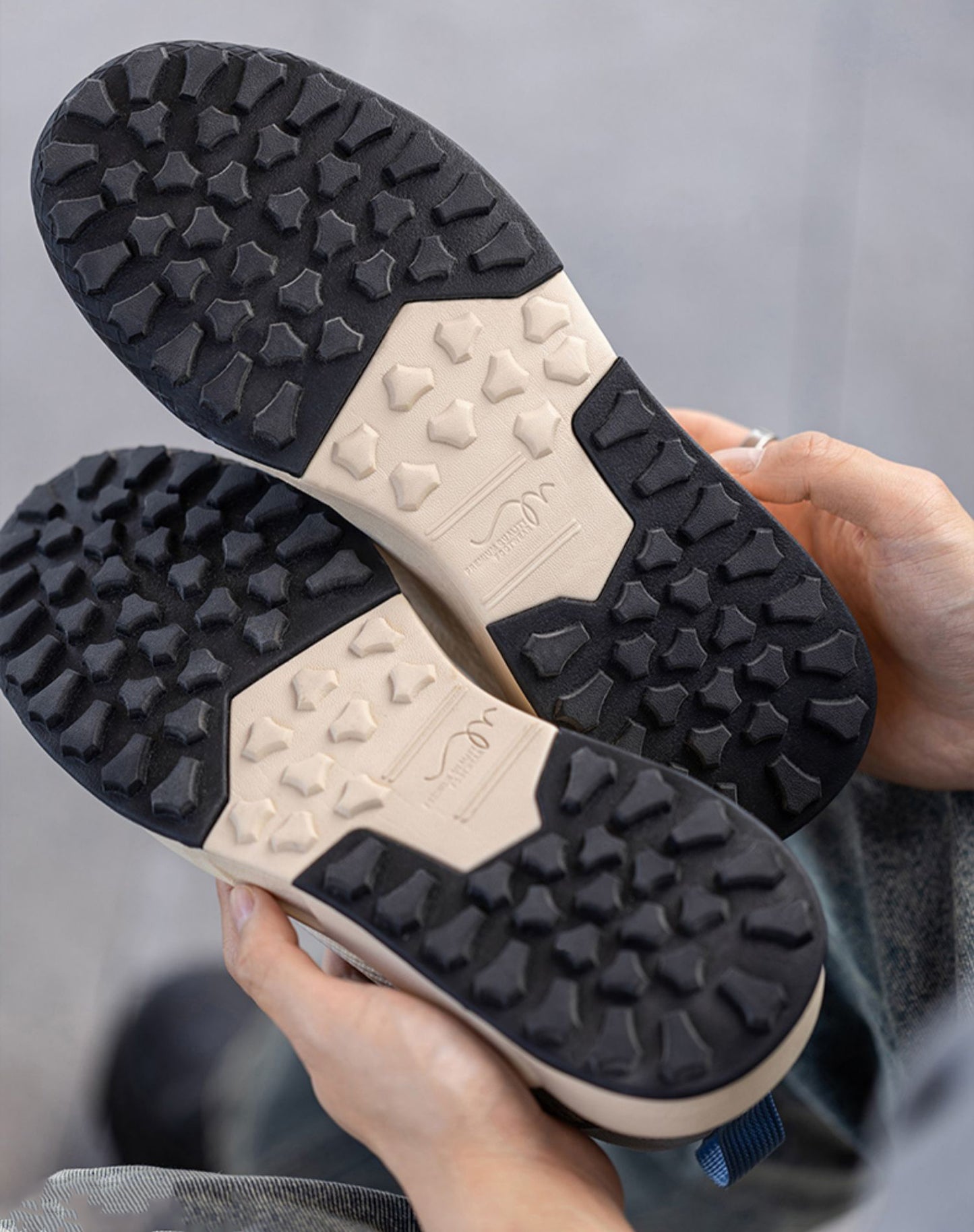 American Retro Jogging Waffle Gump Breathable Leather Stitching Men's Sports Shoes - Harmony Gallery