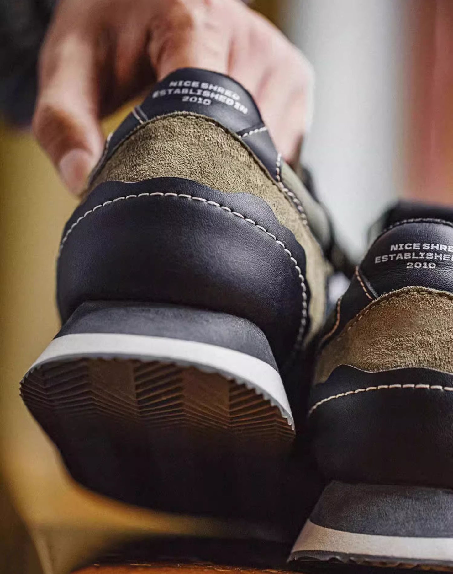 Jogging Retro Green Ghost Thick-soled Breathable Men's Sports Shoes - Harmony Gallery