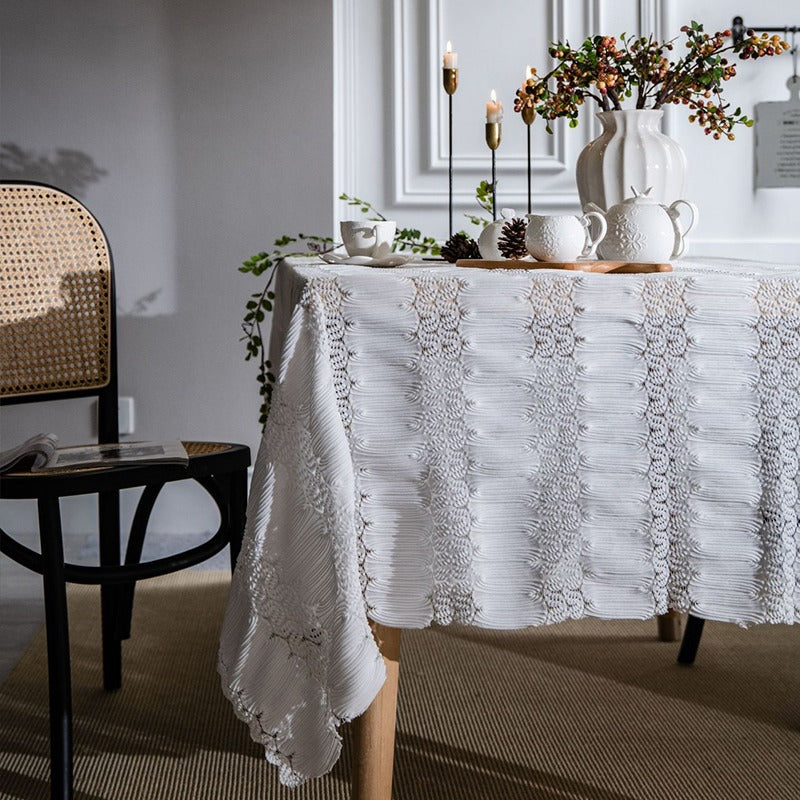 White Literary Lace Living Room Dining Tablecloths - Harmony Gallery