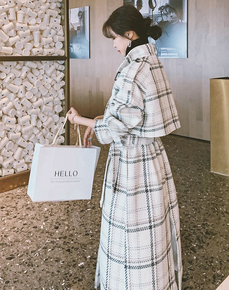 Plaid Loose Hepburn Style Woolen Women's Coat - Harmony Gallery