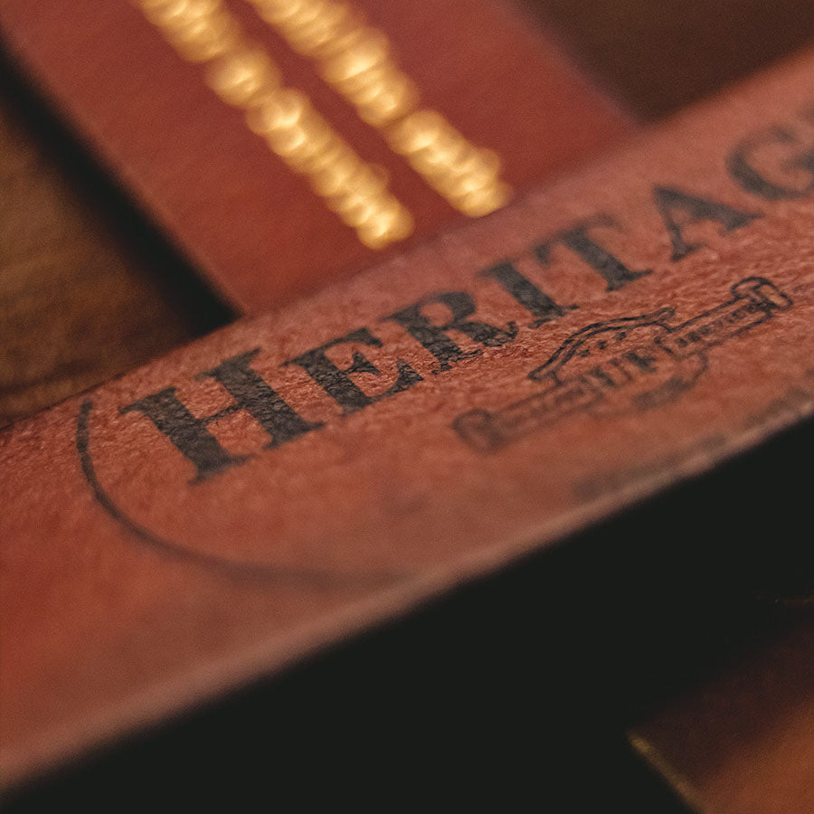 Tooling Retro Tanned Cowhide Old Letters Men's Belt - Harmony Gallery