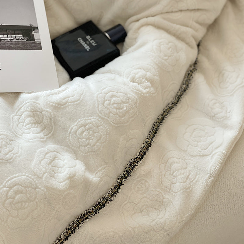 High-end Thickened Double-Sided Velvet Four-Piece Plush Bed Set - Harmony Gallery