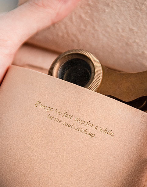 Retro Cowhide Leather Bronzing Portable Men's Bag - Harmony Gallery