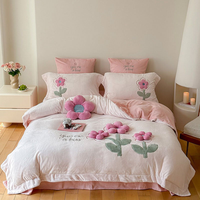 Girly Heart Flower Double-Sided Velvet Warm Four-Piece Bed Set