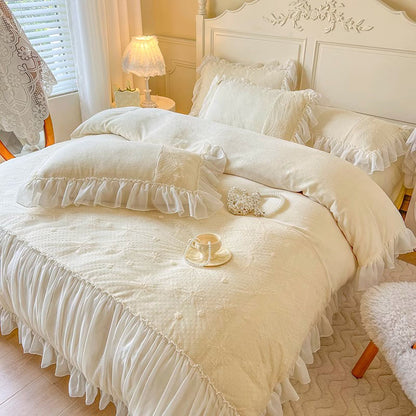 Princess Pleated Lace Winter Coral Velvet Warm Four-Piece Bed Set