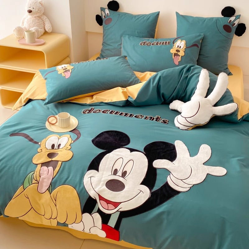 NWT Disney Mickey Quilt Set hotsell Queen Size