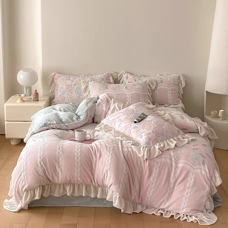 Princess Lace Warm Double-Sided Coral Velvet Four-Piece Bed Set