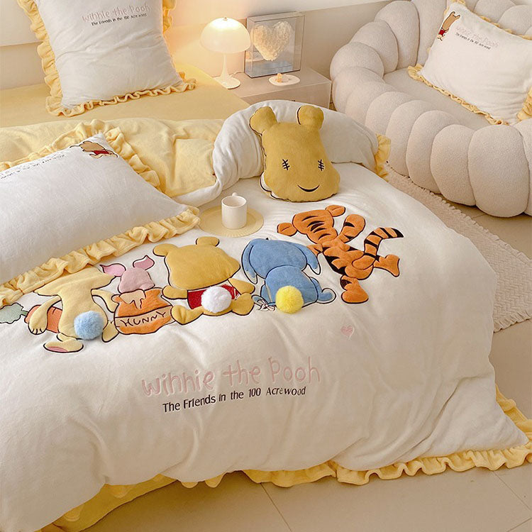 Disney Winnie The Pooh Cute Pure Cotton Four-Piece Bed Set