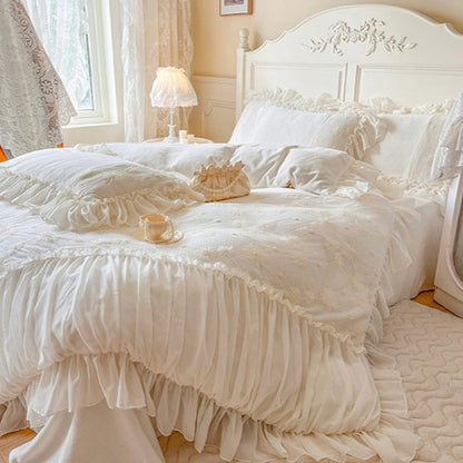 Princess Pleated Lace Winter Coral Velvet Warm Four-Piece Bed Set - Harmony Gallery