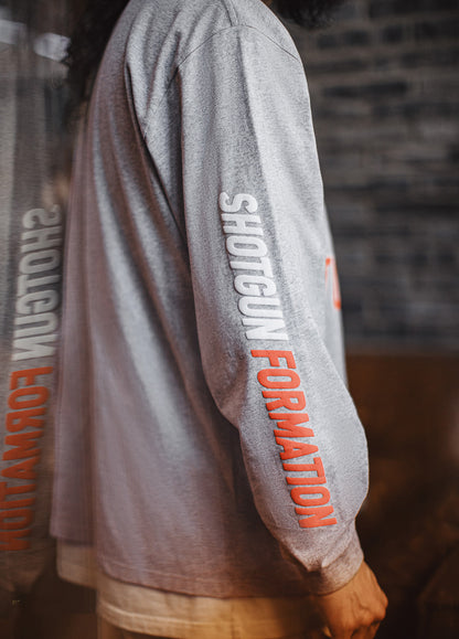 American Retro Embroidery Print Long-Sleeved Gray Pullover Men's Sweater - Harmony Gallery