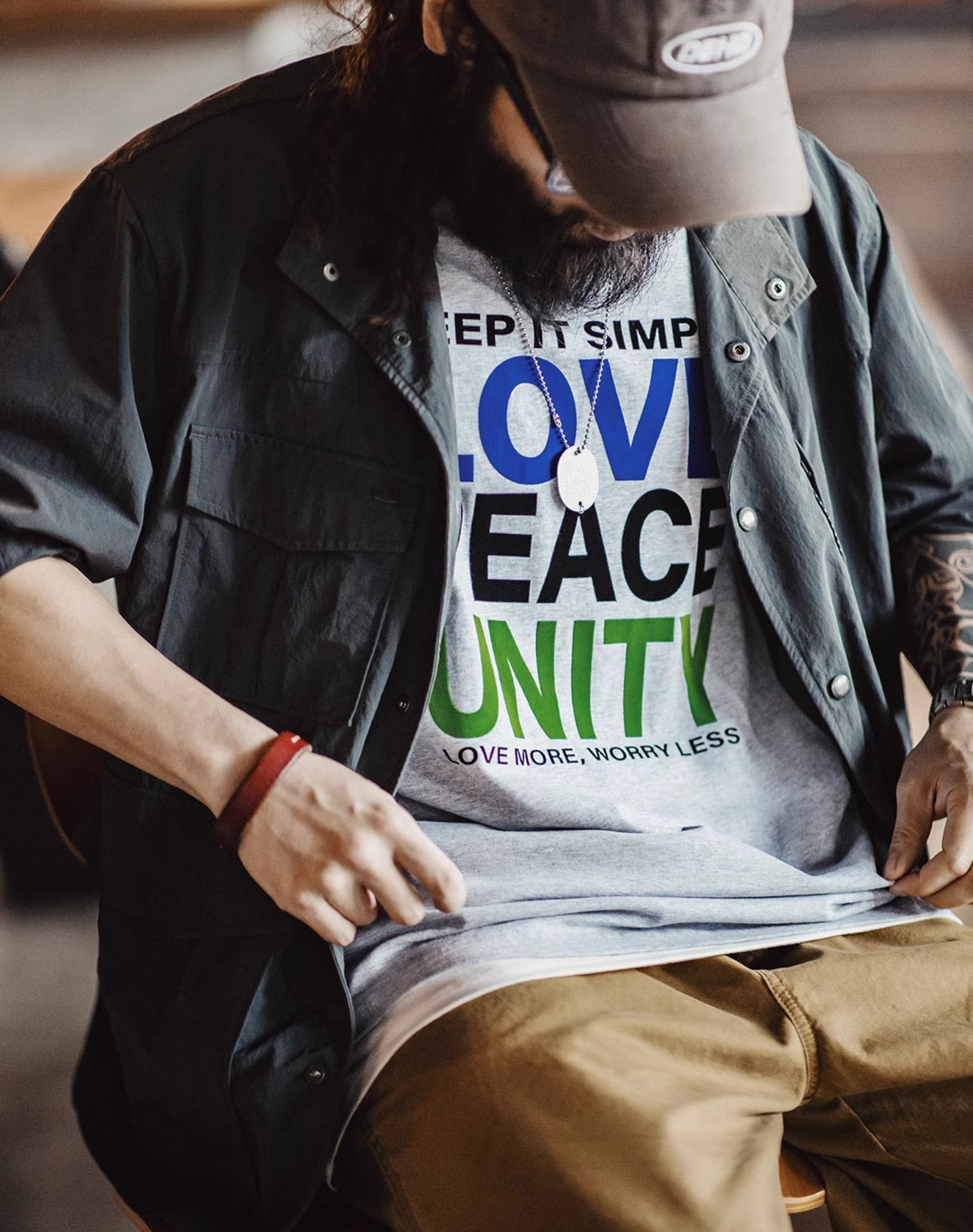 camiseta de hombre de algodón callejero con estampado de terciopelo caliente con letras casuales americanas