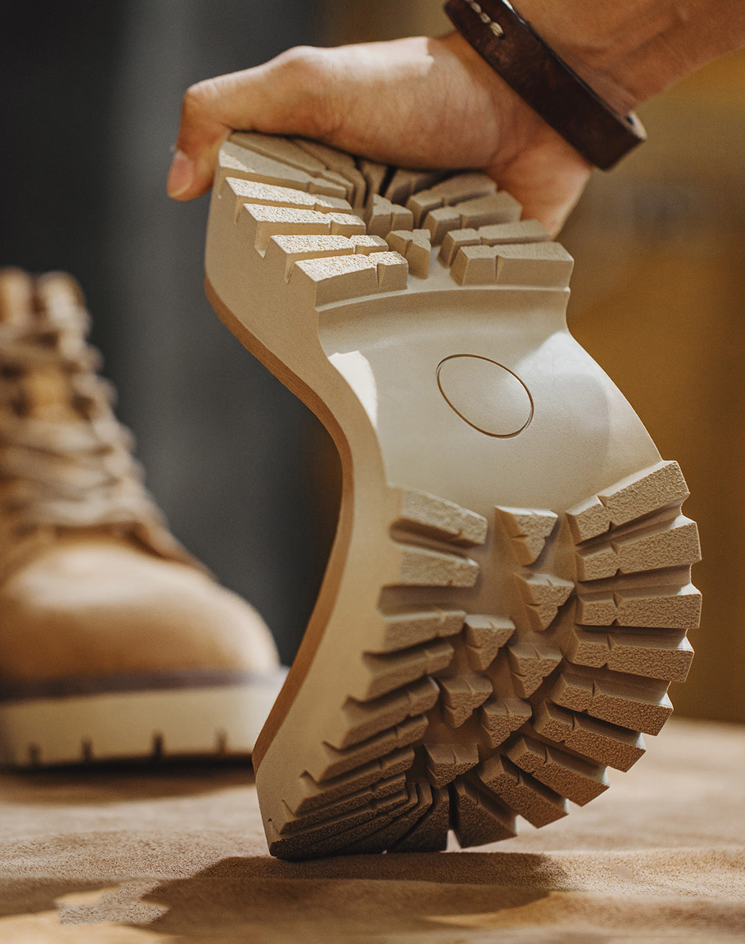 American Retro Mid-Cut Genuine Leather Martin Boots Thick-Soled Men's Boot - Harmony Gallery