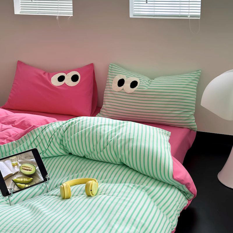 Big Eyes Contrasting Color Washed Four-Piece Pure Cotton Bed Set - Harmony Gallery