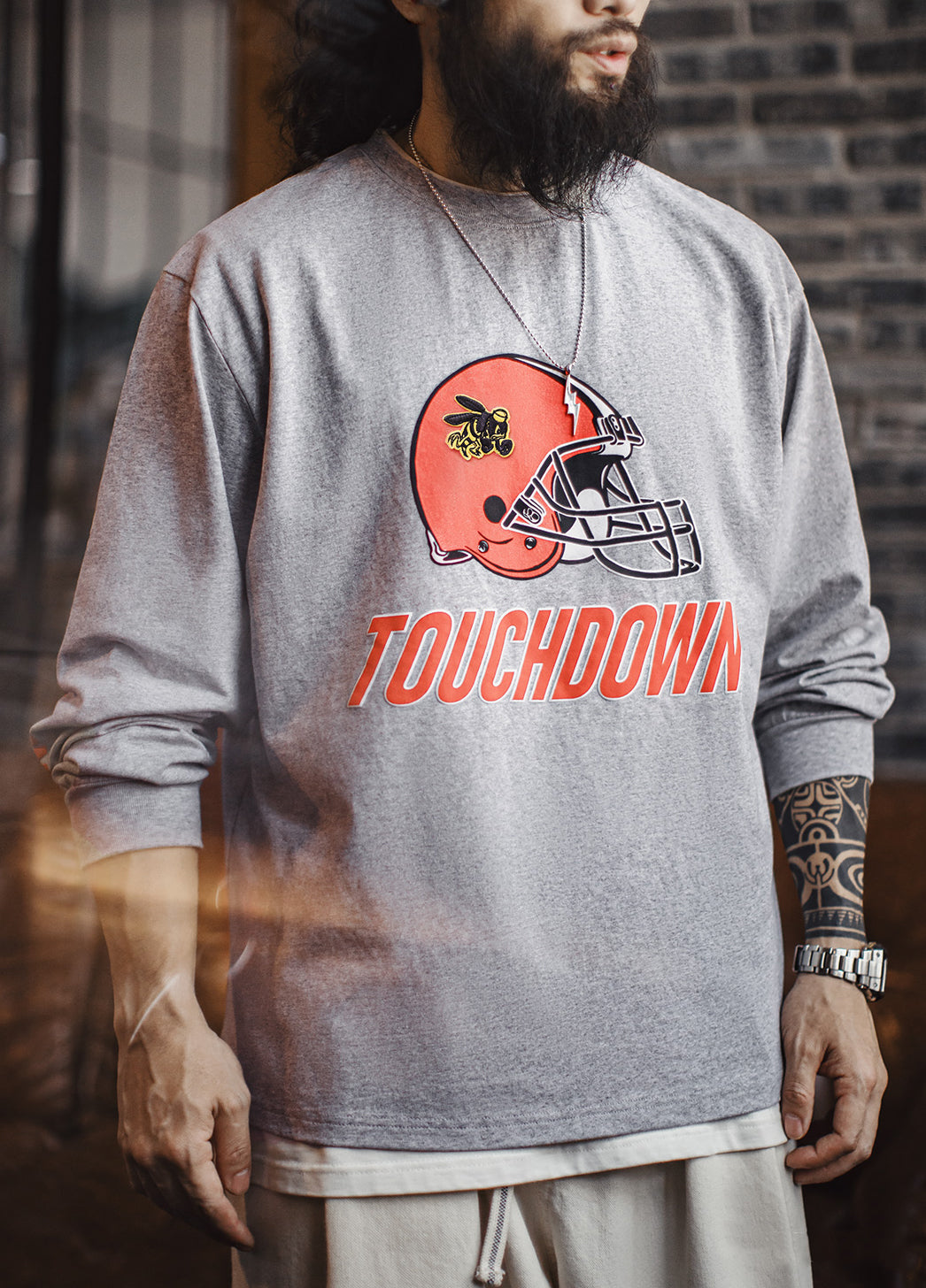 American Retro Embroidery Print Long-Sleeved Gray Pullover Men's Sweater - Harmony Gallery