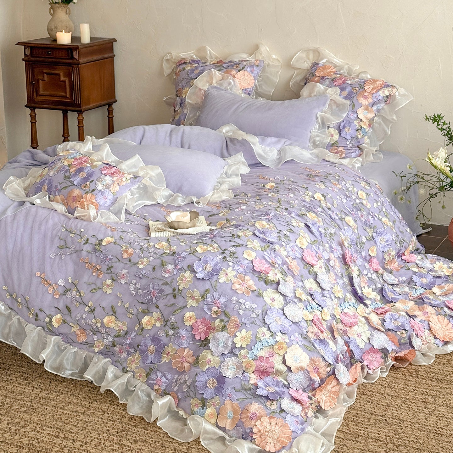 French Ruffled Winter Thickened Coral Fleece Warm Four-Piece  Bed Set