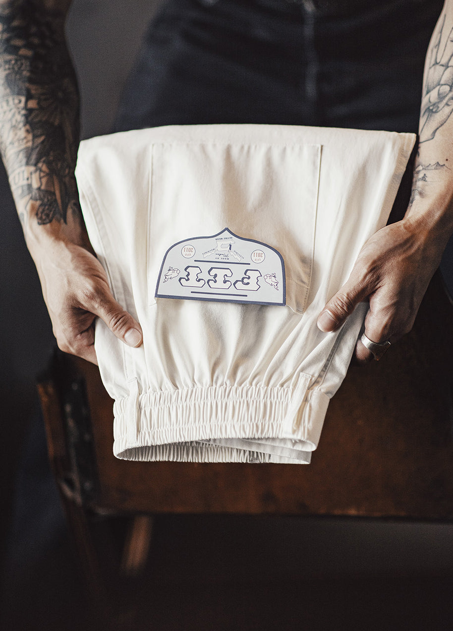 American Large Pocket Casual White Straight Elastic Waist Thin Men's Trousers - Harmony Gallery