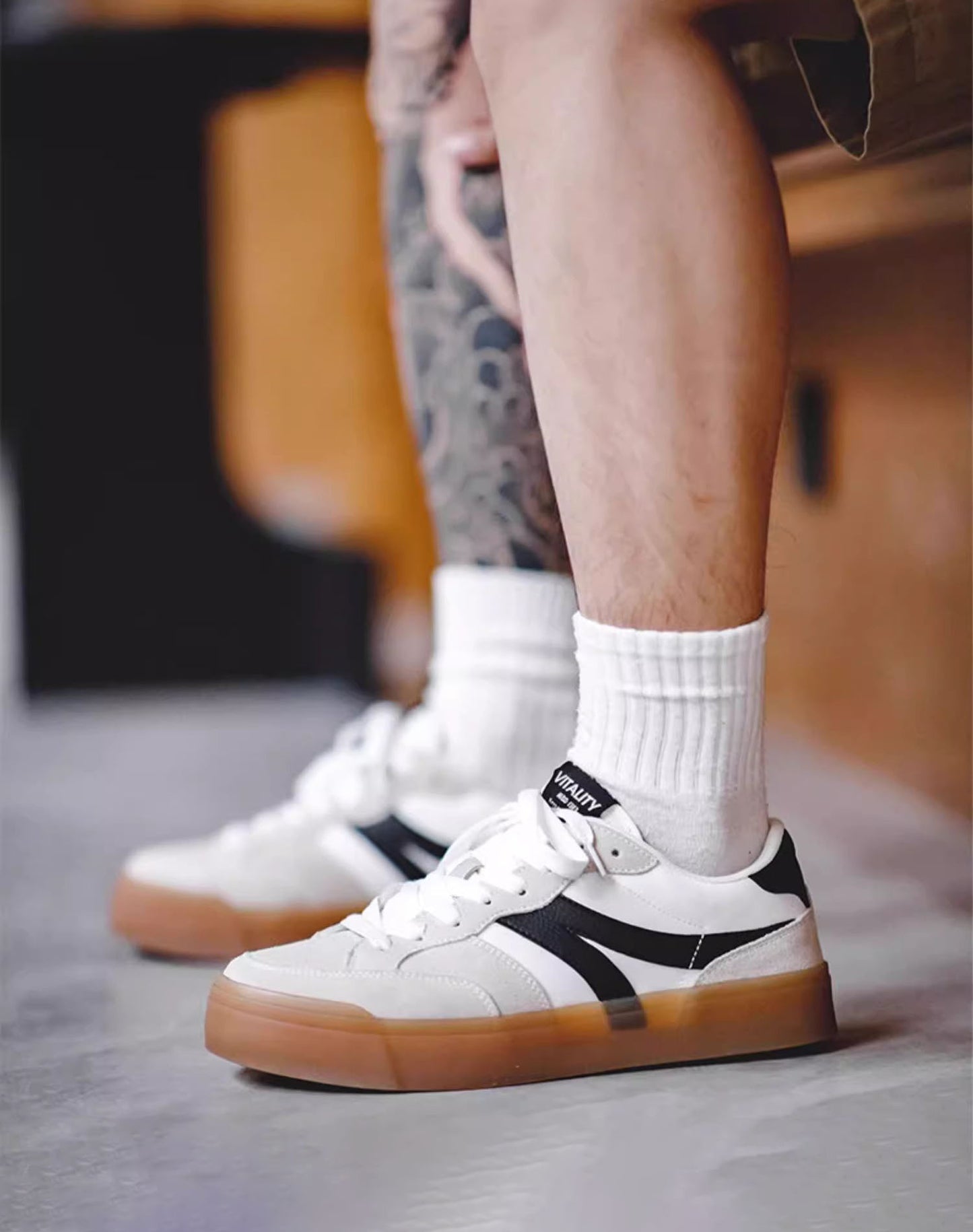 American Retro Versatile Moral White Flat Men's Sports Shoes - Harmony Gallery