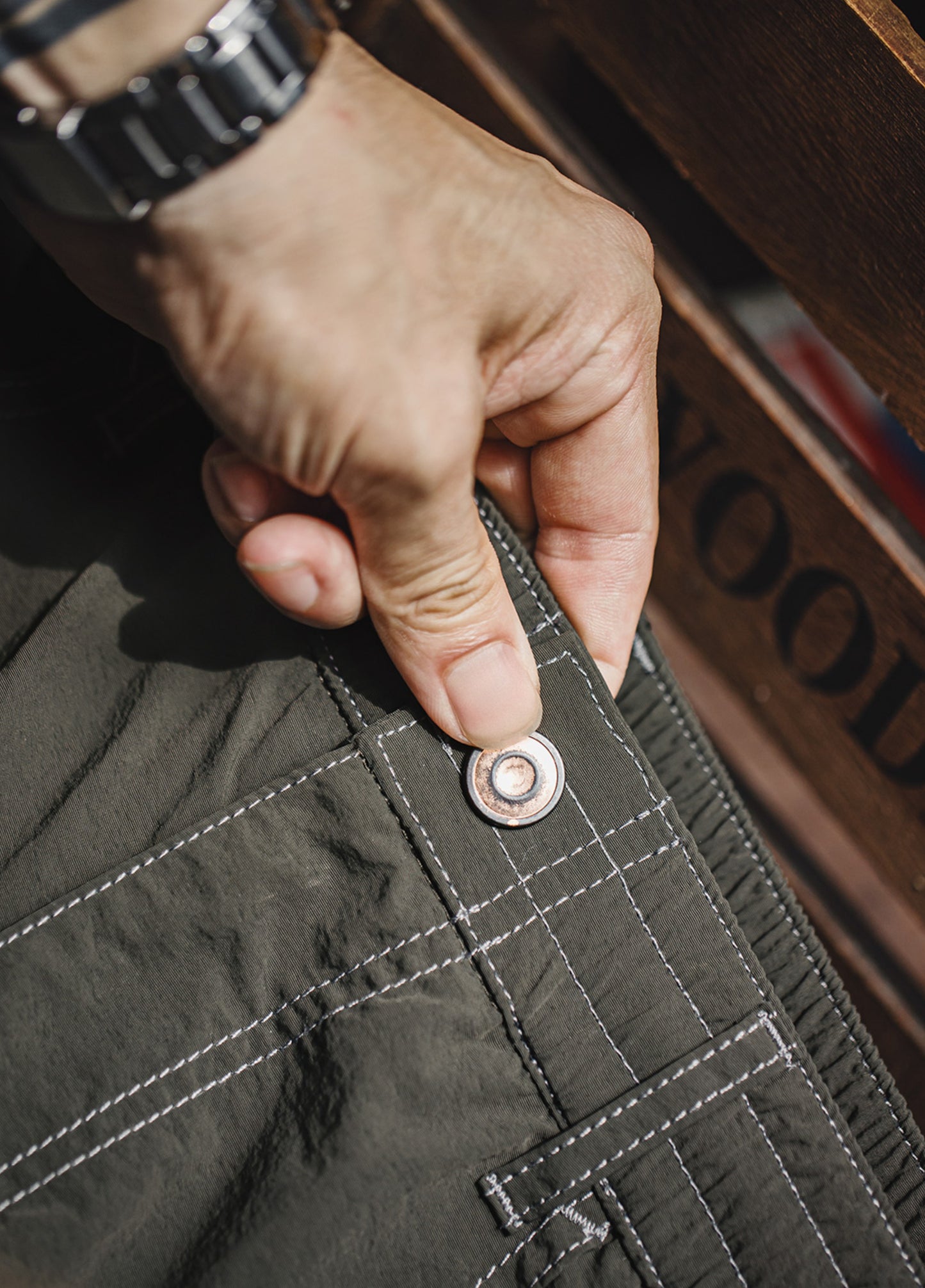 American Retro Light  Knee-Length Logging Textured Thin Drape Men's Trousers - Harmony Gallery