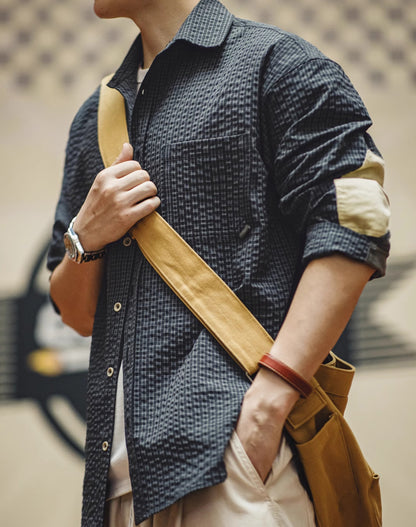 Chemise pour hommes à carreaux texturés rétro américains en seersucker avec coutures à revers