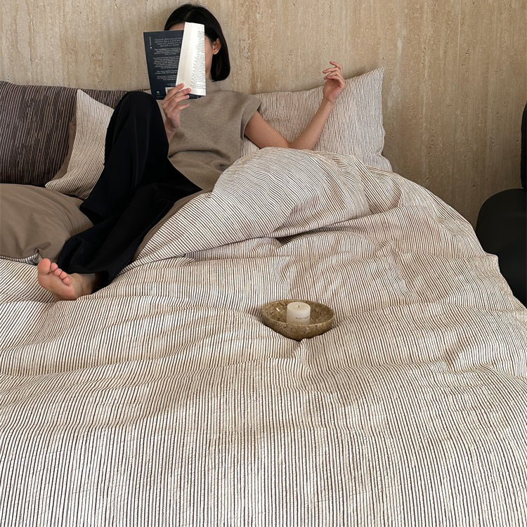 Premium Black and White Striped Textured Bedding Pure Cotton Four-Piece Bed Set