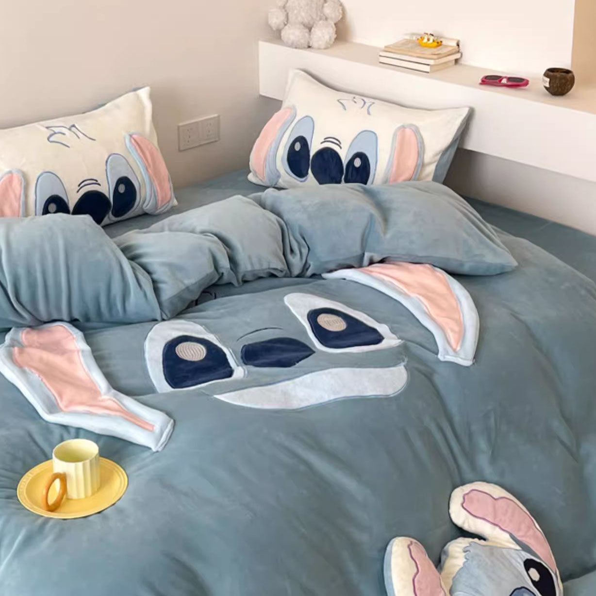 Disney Cartoon Winter Coral Velvet Warm Four-piece Bed Set