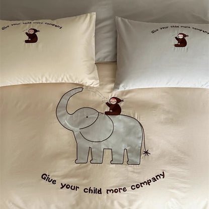 Vierteiliges Bettwäsche-Set aus Baumwolle mit niedlichem Cartoon-Elefant-Motiv
