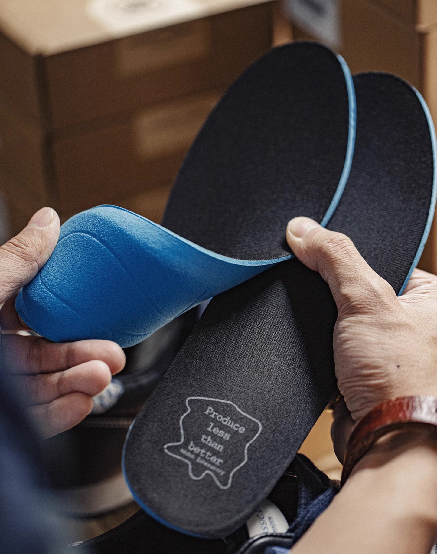 German Retro Forrest Gump Soft Bottom Inky Black Blue White Men's Casual Shoes - Harmony Gallery