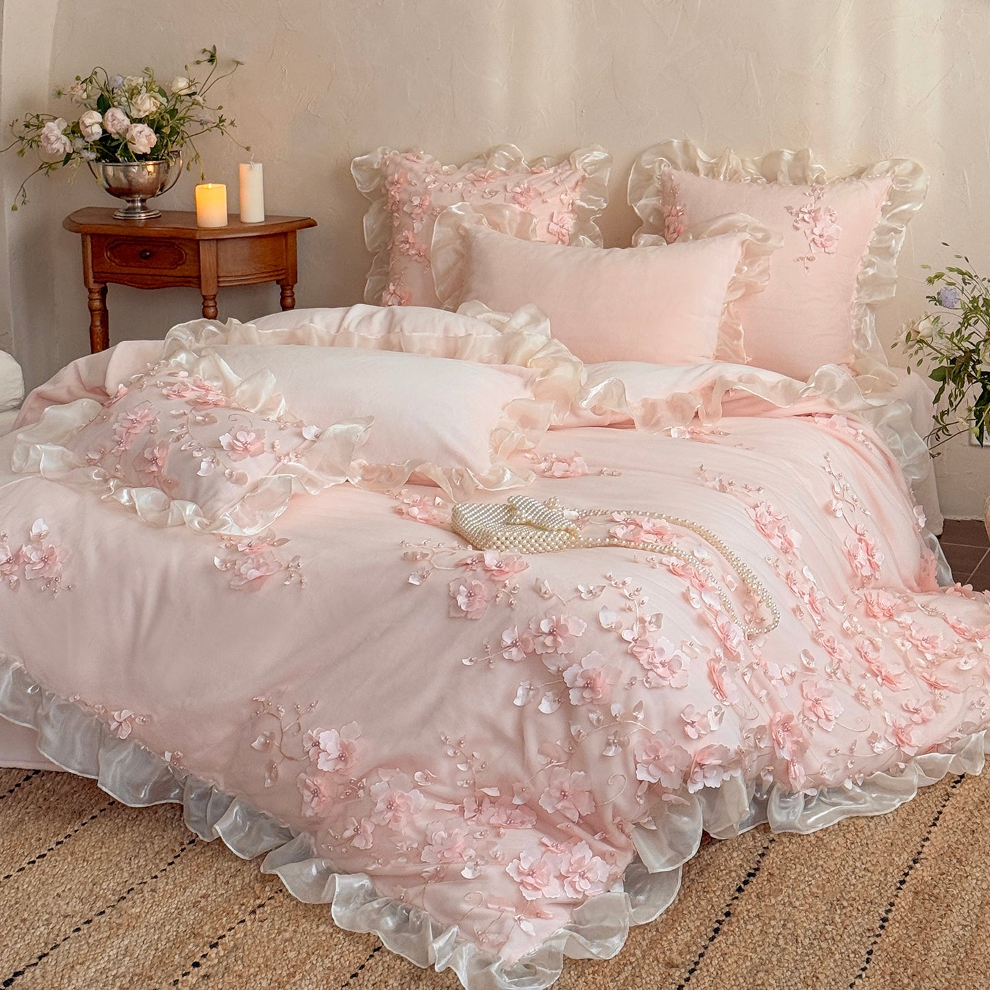French Romantic Girly Four-Piece Thickened Coral Fleece Warm Bed Set