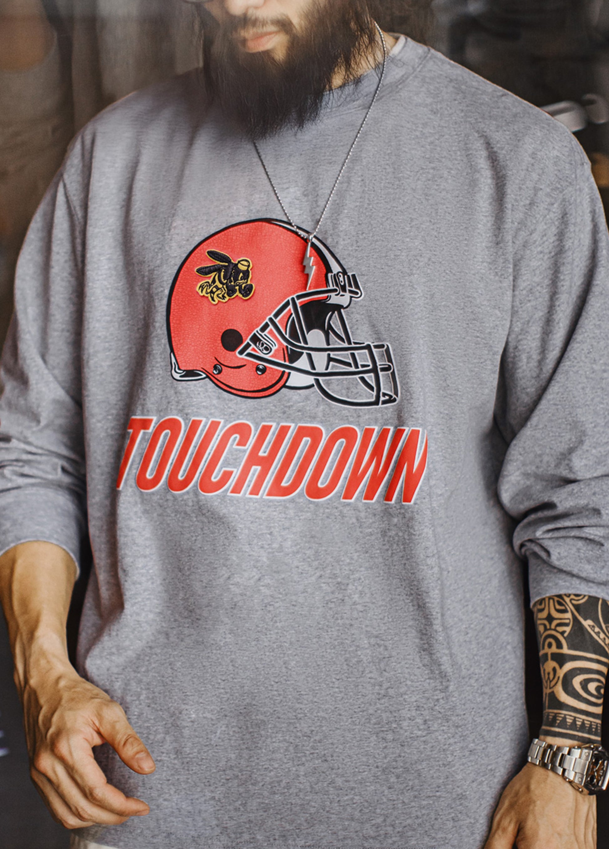 American Retro Embroidery Print Long-Sleeved Gray Pullover Men's Sweater - Harmony Gallery