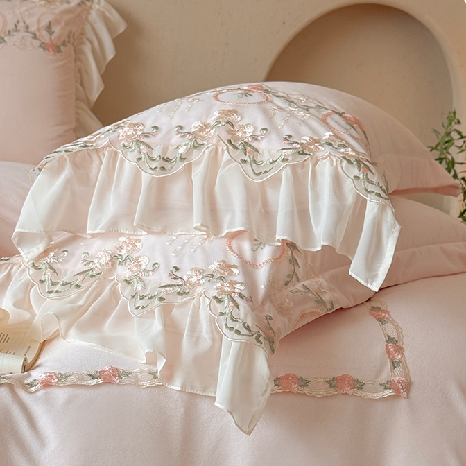 French Fleece Lace Trim Thickened Mattress High Density Four-Piece Bed Set