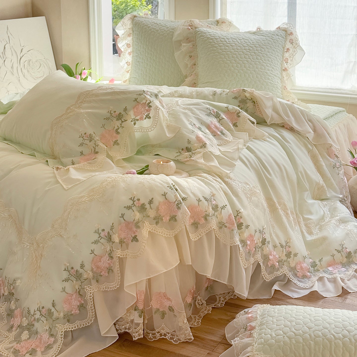 French Princess Cotton Long-Staple Four-Piece Lace Trim Mattress Protector Bed Set