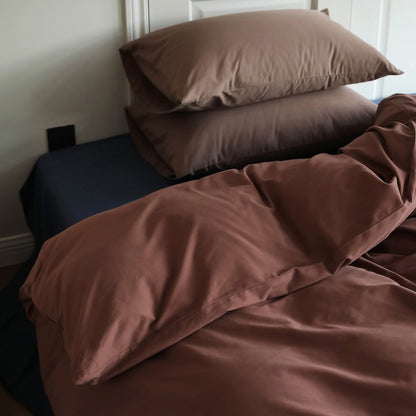 Minimalist Color-Blocked Warm Pure Cotton Thickened Brushed Four-Piece Bed Set