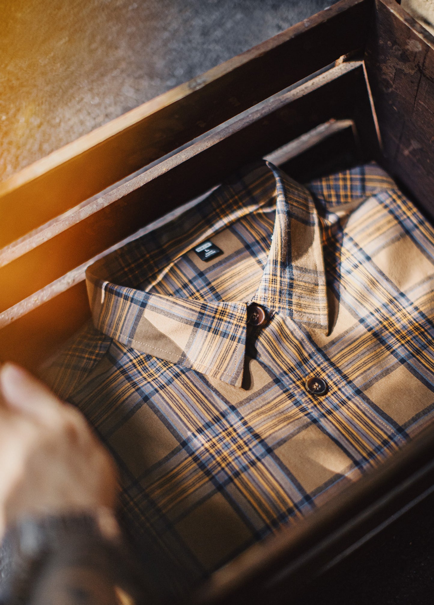 American Retro Plaid Thin Long-Sleeved Pure Cotton Brown Men's Shirt - Harmony Gallery