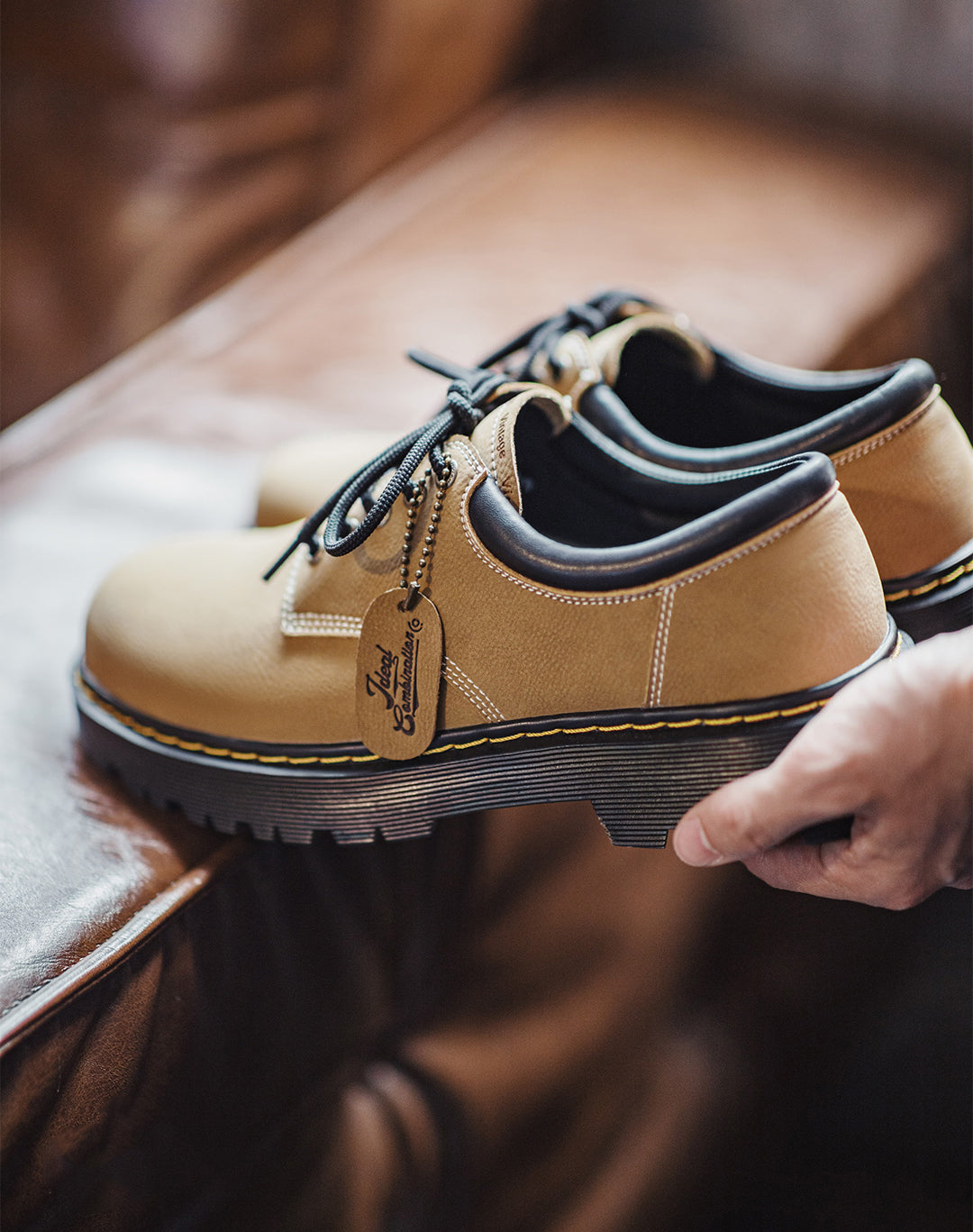 American Retro Derby Soft-Soled Leather Heightened Big Head Men's Dress Shoes - Harmony Gallery