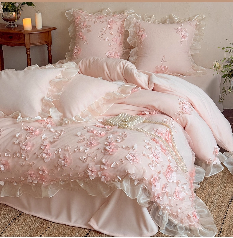 French Romantic Girly Four-Piece Thickened Coral Fleece Warm Bed Set