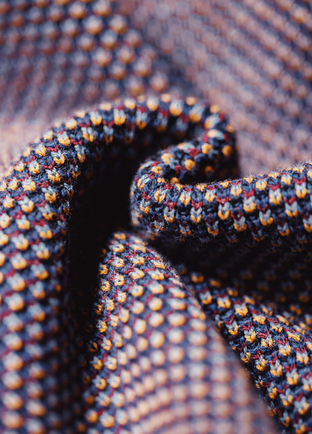 American Contrasting Color Warm Threaded Neckline Knitted Men's Sweater - Harmony Gallery