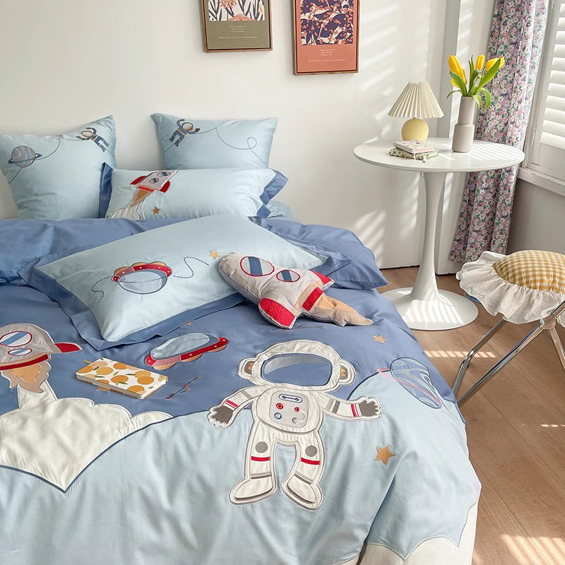 Cute Astronaut Explore The Universe Six-Piece Pure Cotton Bed Set - Harmony Gallery