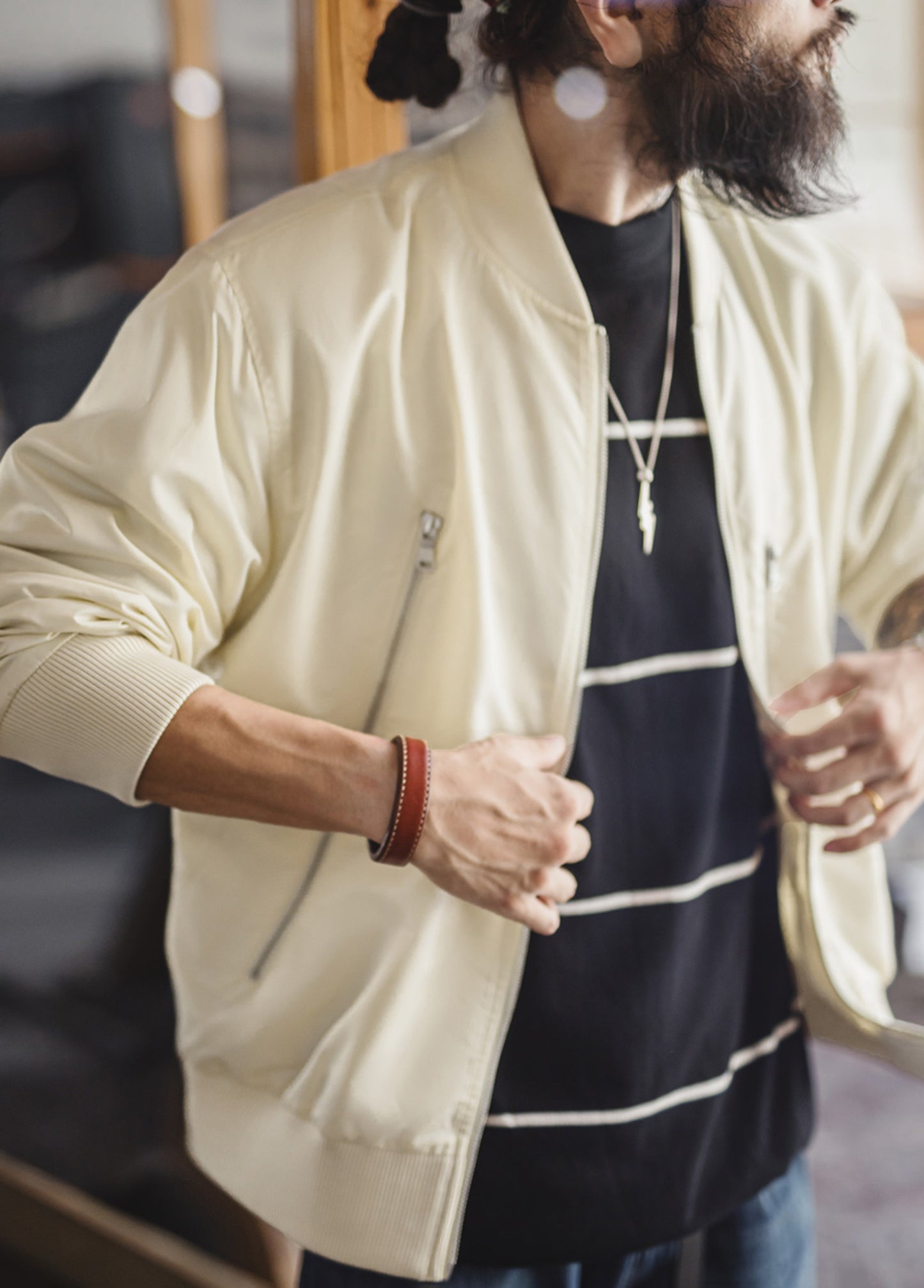 American Retro Casual White L2B Pilot Thin Baseball Short Daily Men's Jacket - Harmony Gallery