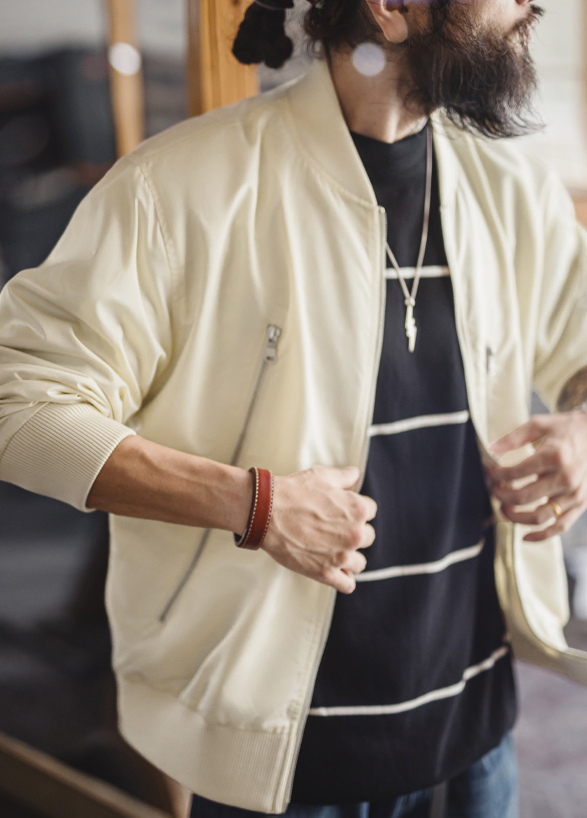 American Retro Casual White L2B Pilot Thin Baseball Short Daily Men's Jacket - Harmony Gallery