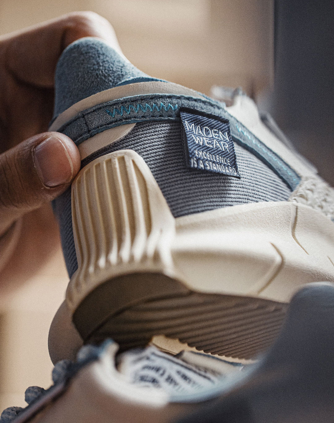 American Retro Thin Breathable Soft Forrest Gump Mesh Men's Sports Shoes - Harmony Gallery