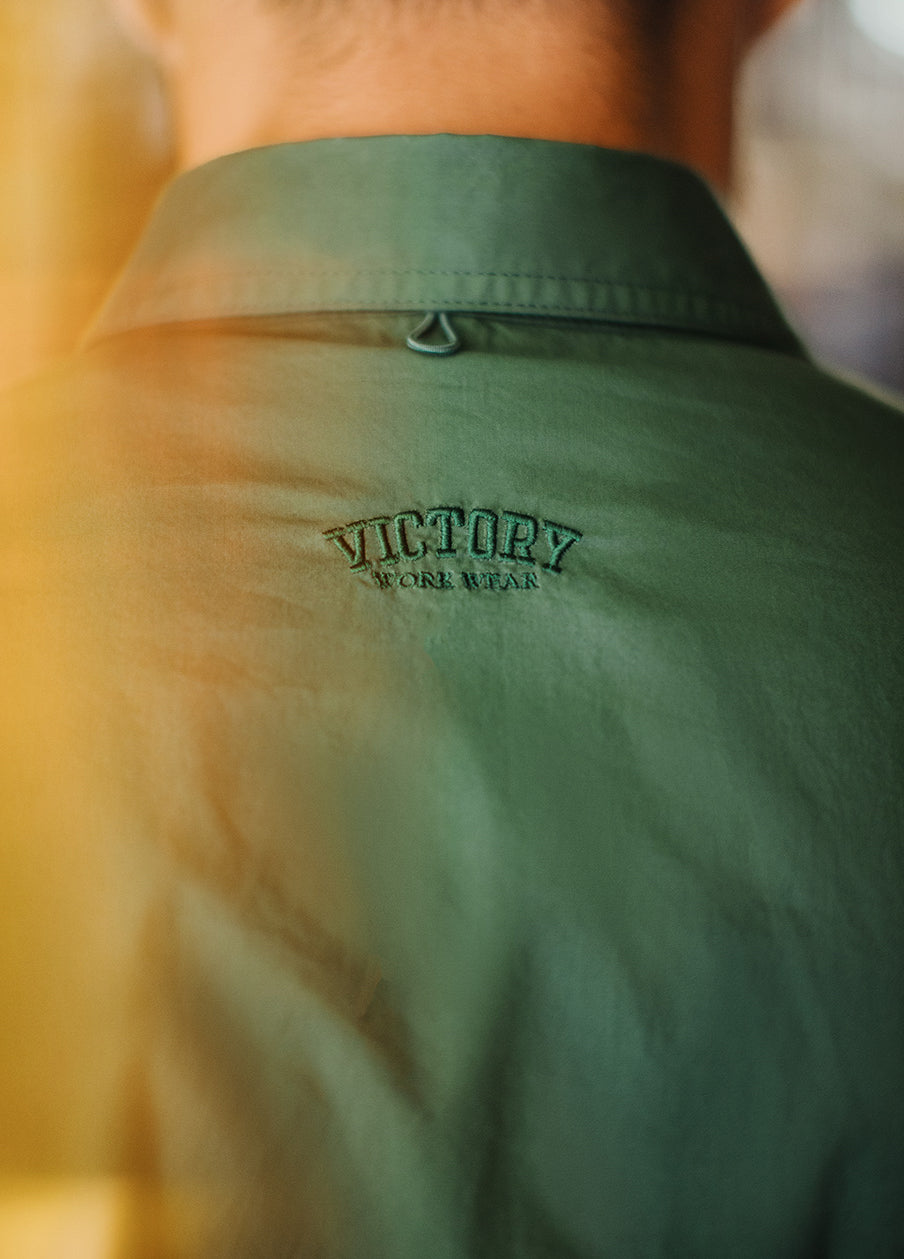 American Retro Multi-Pocket Green No Bullet  Layered Thin Men's Shirt - Harmony Gallery