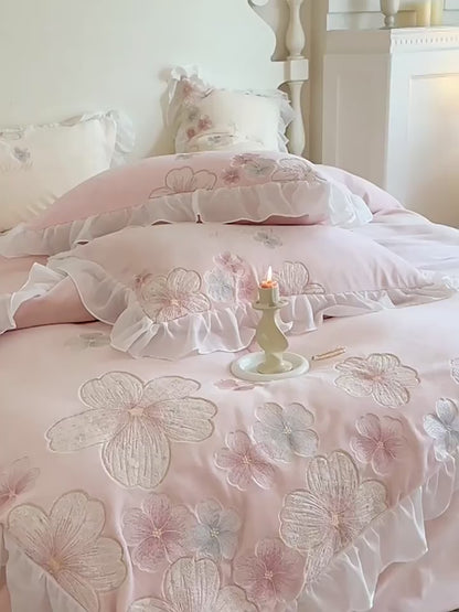 Girly Heart Floral Embroidery Winter Velvet Warm Four-Piece Bed Set
