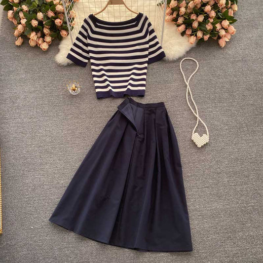 Casual Summer Retro Striped Knitted Women's Suit