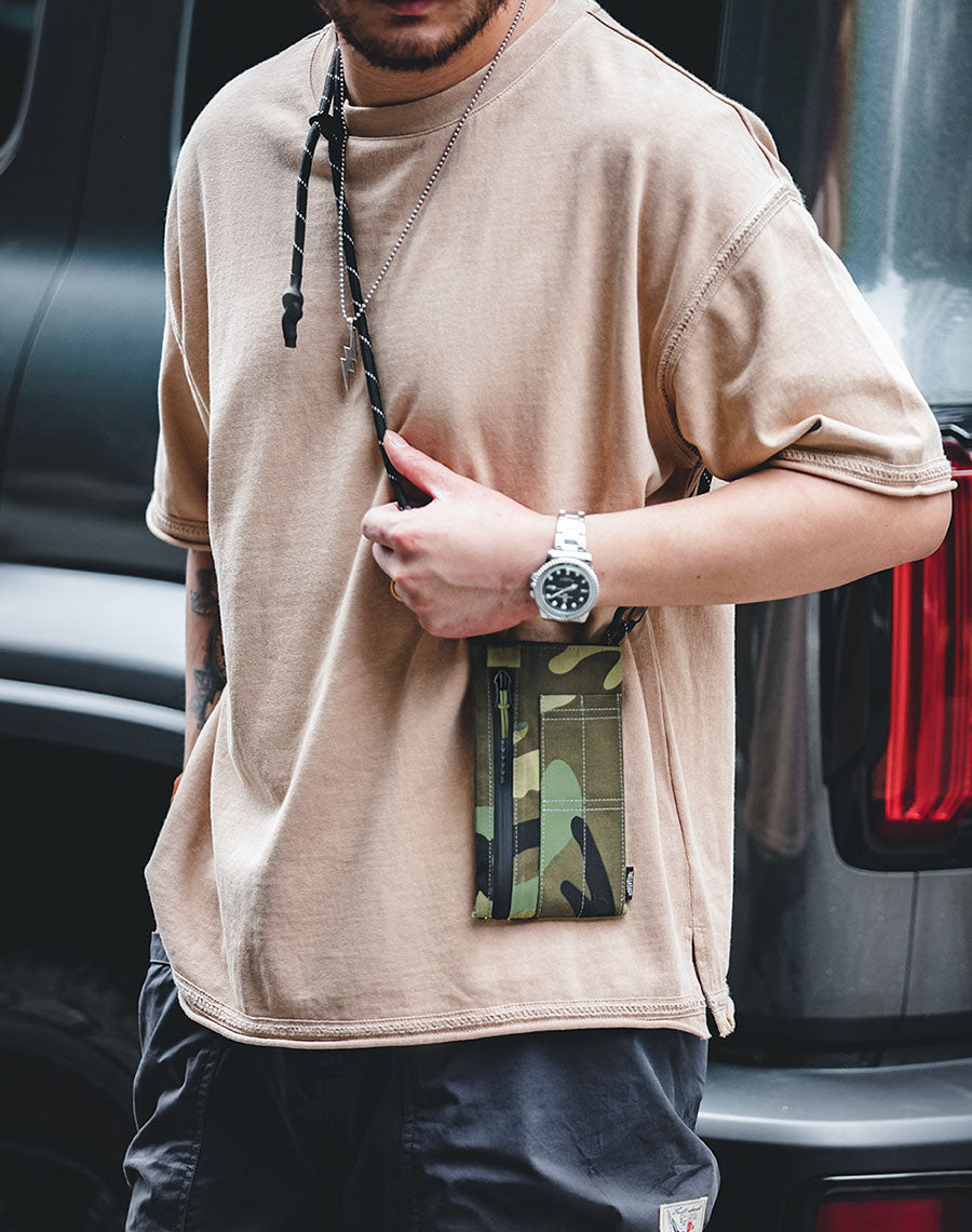 Retro camouflage vertical shoulder hand pocket Men's Bag