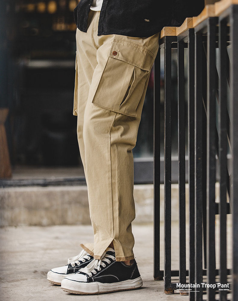 Tooling American Retro Khaki Tapered Casual Men's Trousers